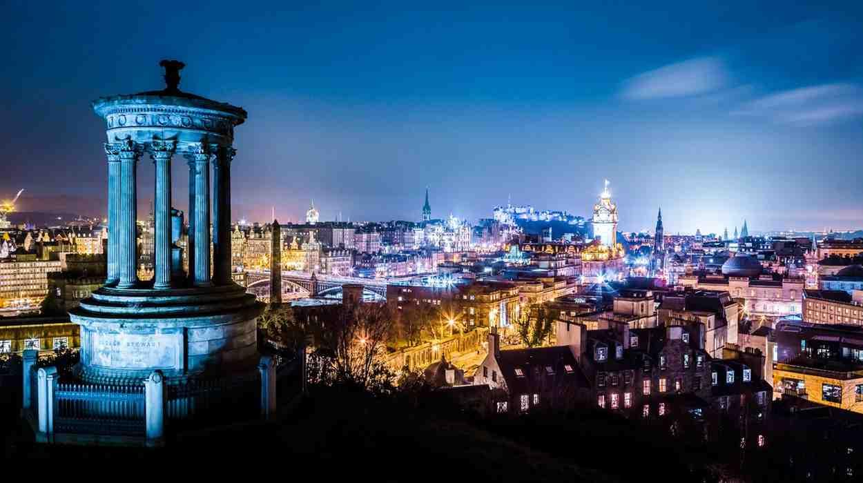 A Tale of Two Towns: Things to Do in Edinburgh
