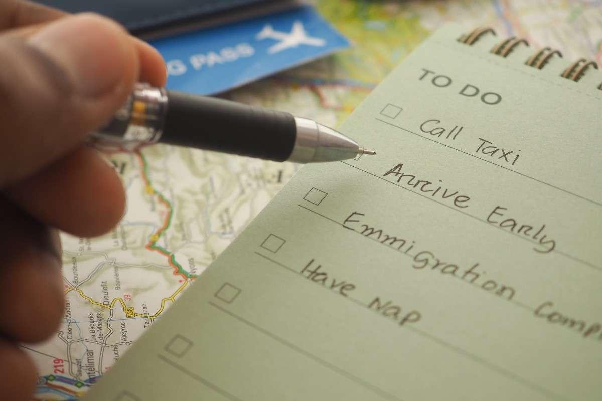 How to Create a Travel Checklist: Step-by-Step India & Global Guide